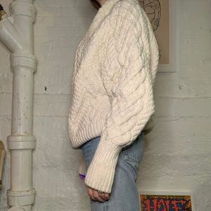 ZARA CHUNKY CABLE KNIT SWEATER